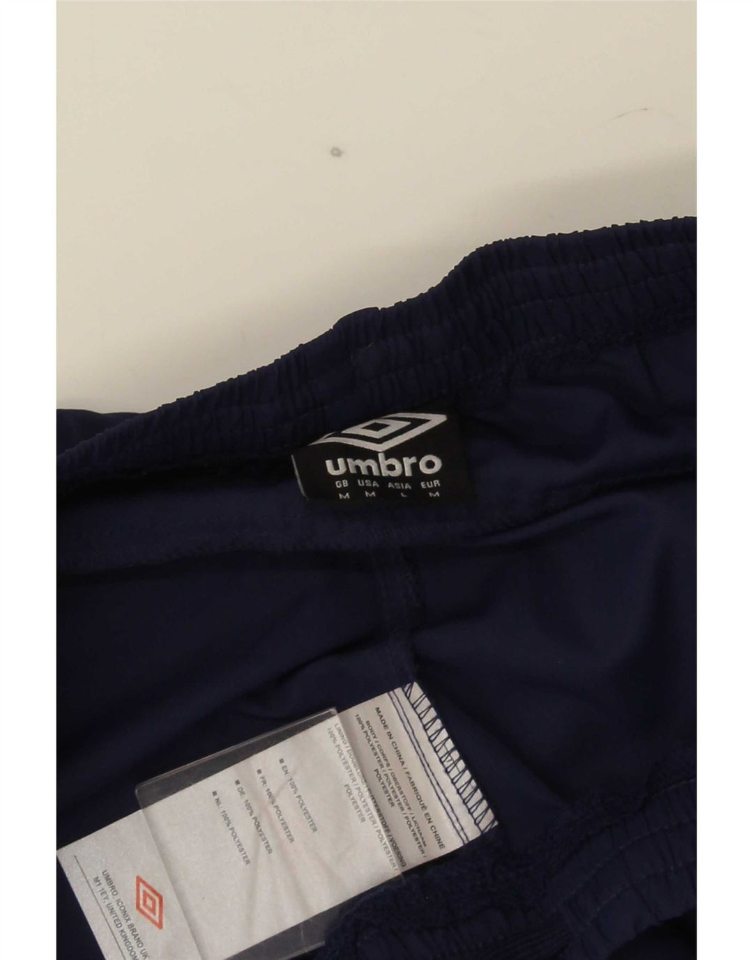 Umbro muške sportske kratke hlače srednje tamnoplave boje od poliestera