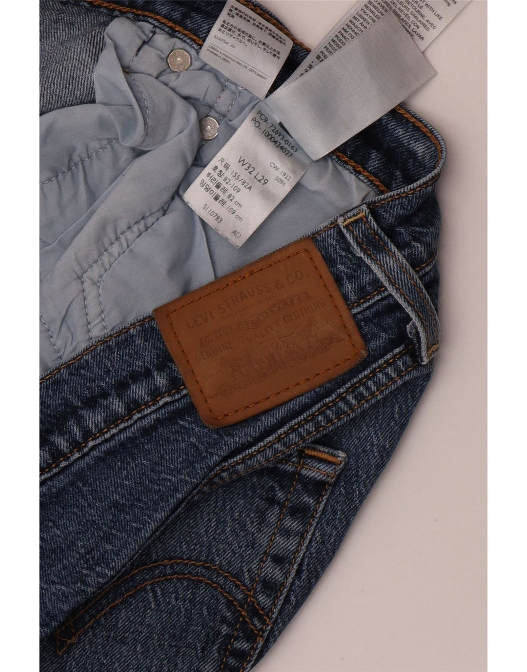 Levi's ženske ravne traperice s prsnim košem W32 L29 plavi pamuk