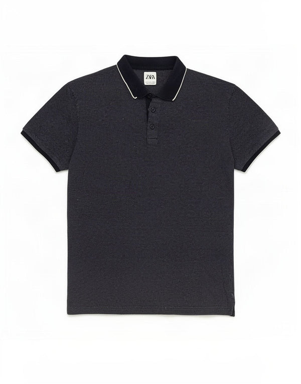 Zara muška polo majica s velikim tamnoplavim flekama