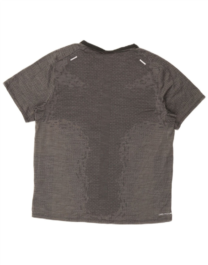 Nike Dri Fit majica kratkih rukava velika siva poliesterska sportska majica