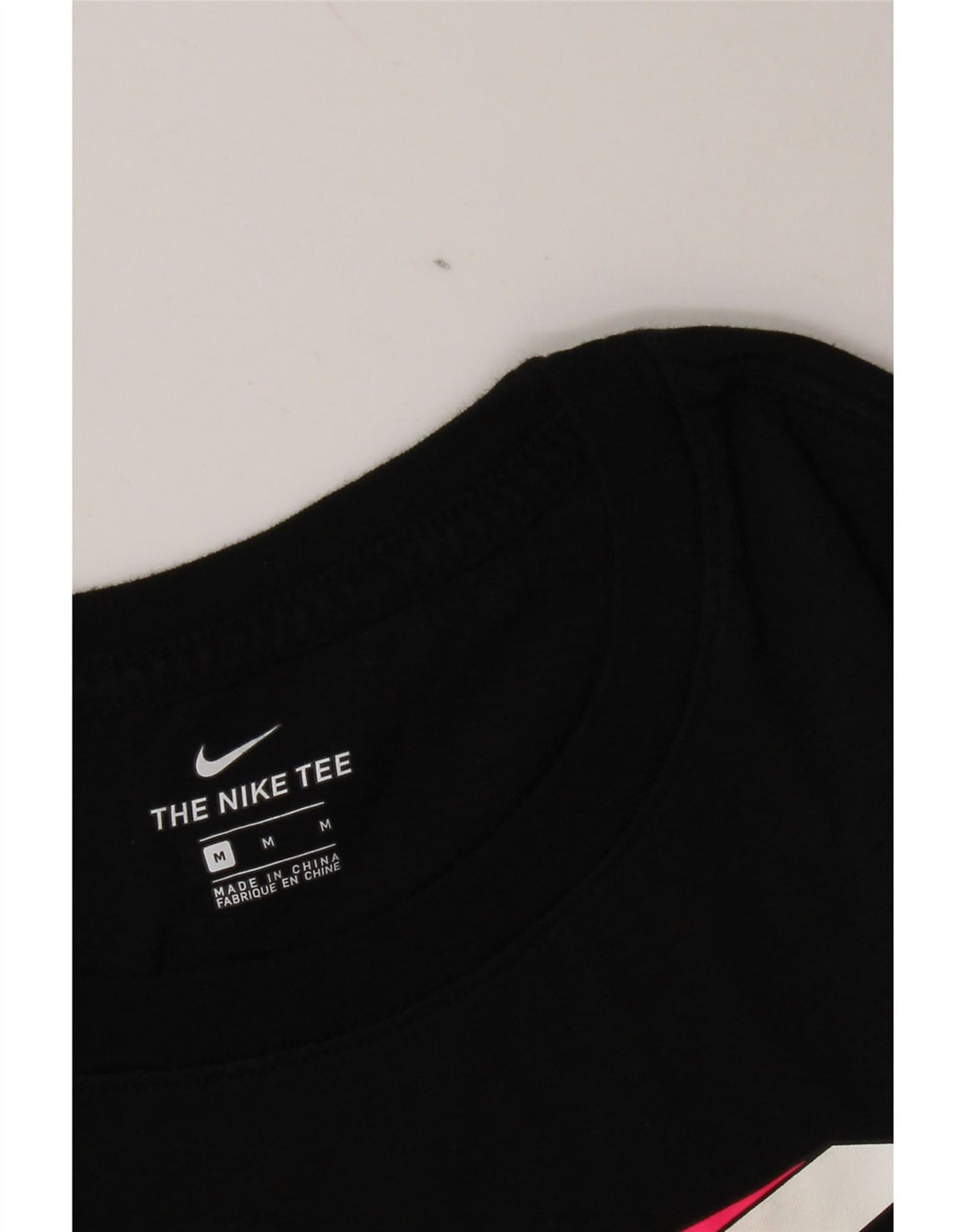 Ženska majica kratkih rukava Nike Graphic UK 14 srednje crna