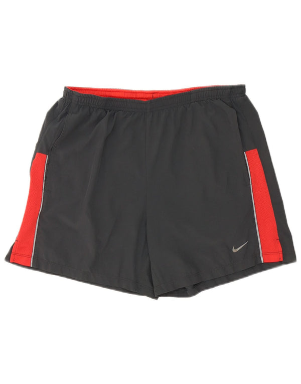 Nike Dri Fit sportske kratke hlače srednje sive boje od poliestera