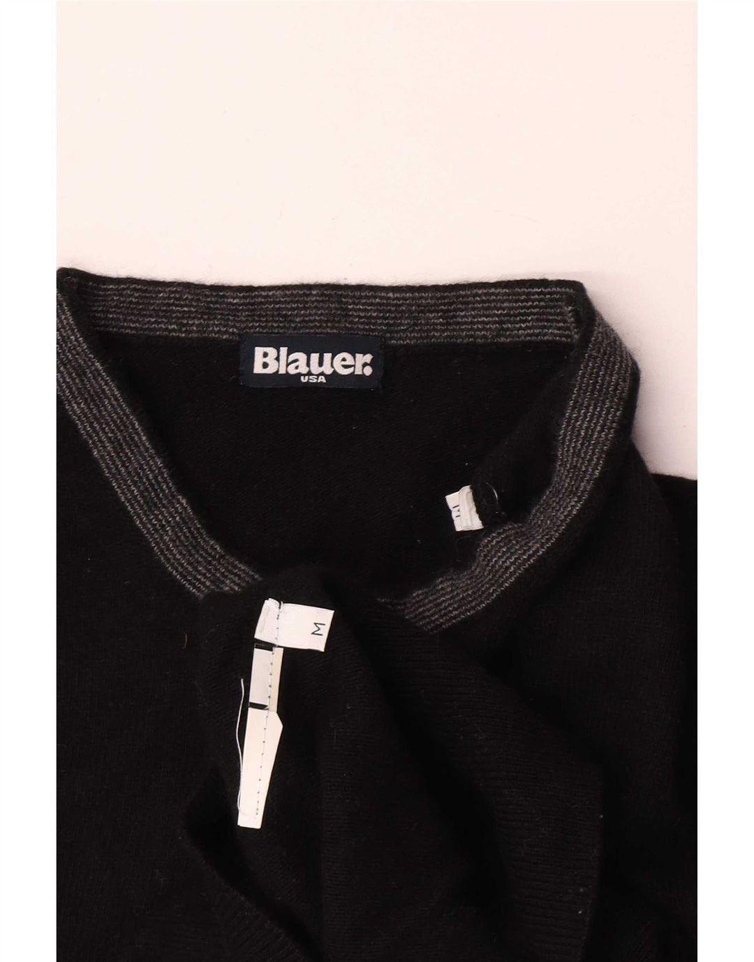 Blauer muški džemper s okruglim izrezom srednje crne boje