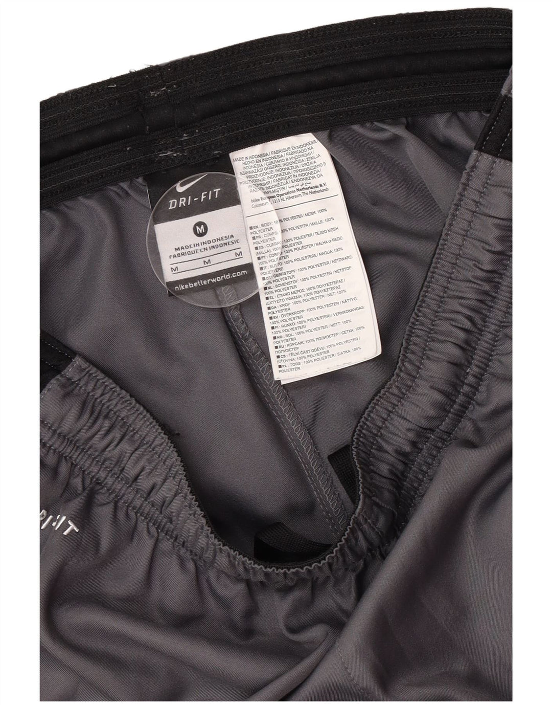 Nike Dri Fit sportske kratke hlače srednje sive boje od poliestera