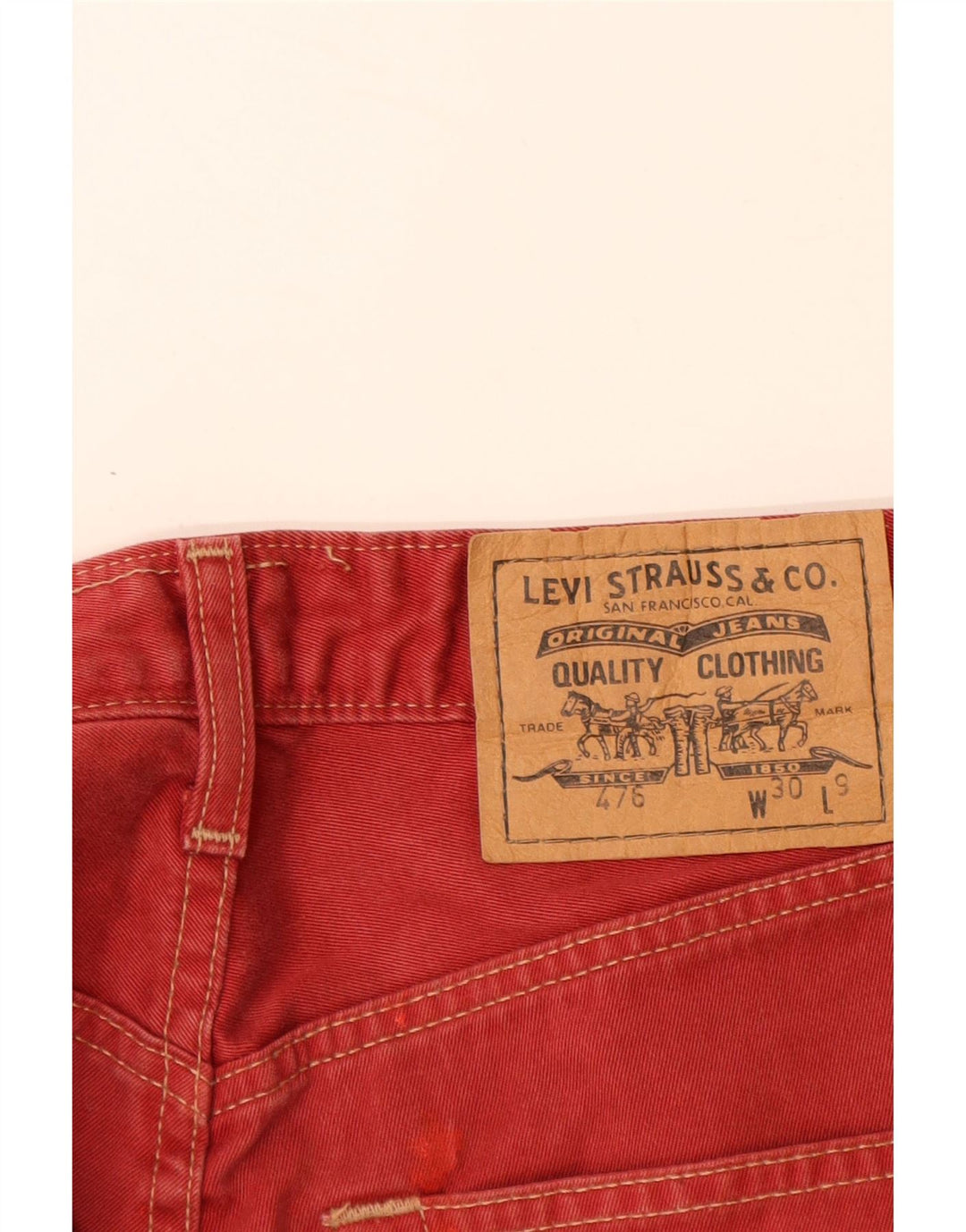 LEVI'S muške kratke traper hlače 476 W30 srednje crvene boje pamuka