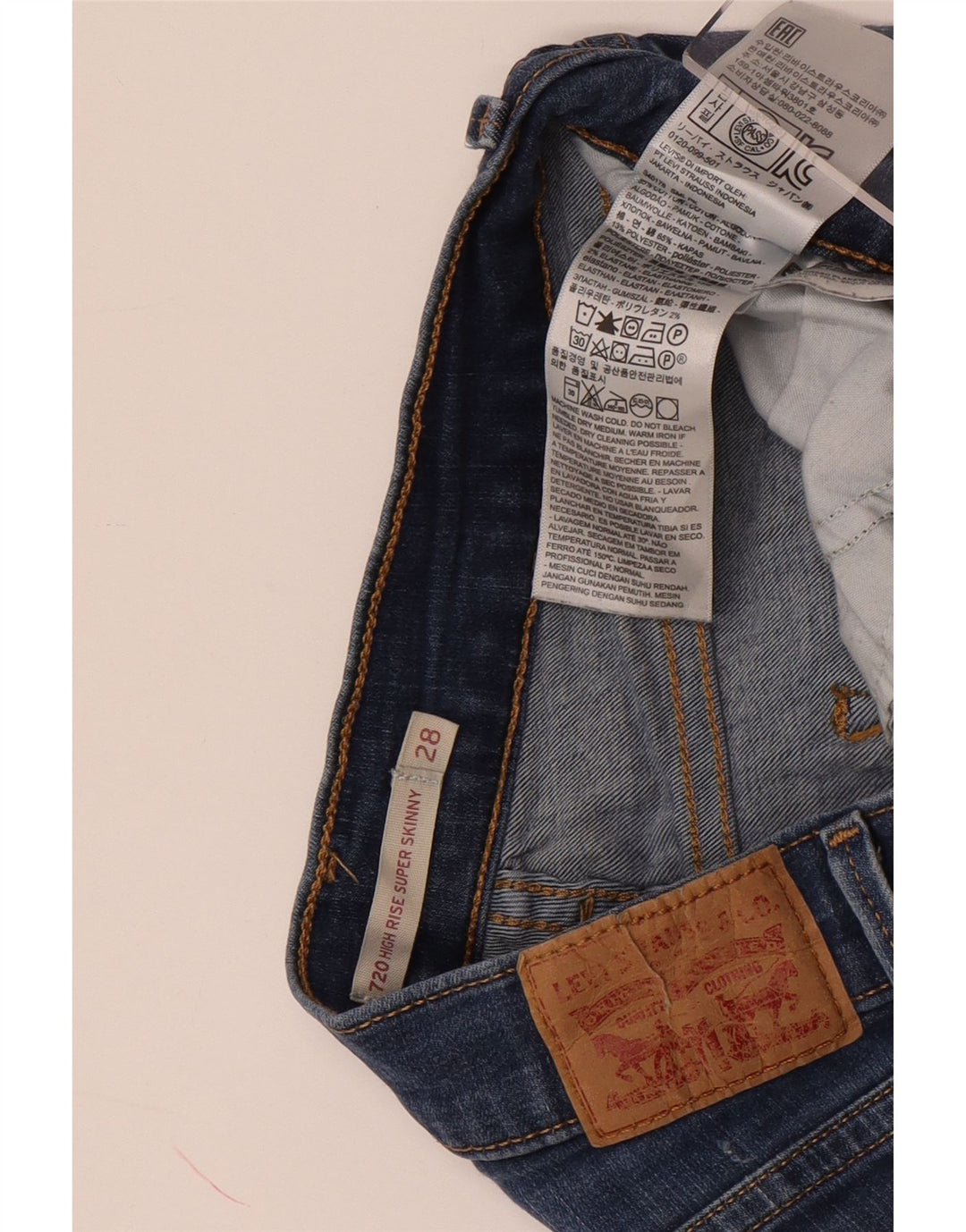 LEVI'S ženske kratke traper hlače visokog struka 720 W28 srednje plavi pamuk