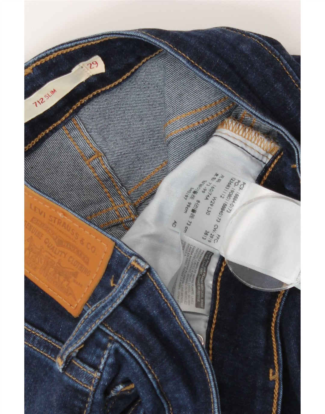 Levi's ženske 712 uske traperice W29 L30 tamnoplavi pamuk