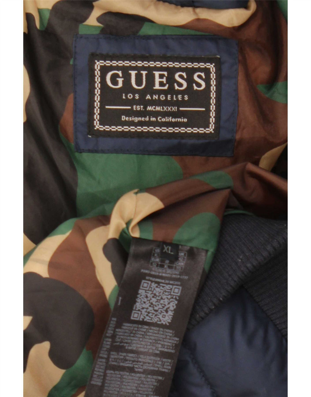 Guess muška podstavljena jakna UK 42 XL tamnoplavi poliester u boji