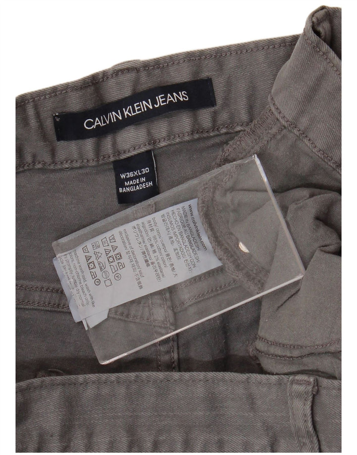 CALVIN KLEIN Muške ravne traperice W36 L30 Sivi pamuk
