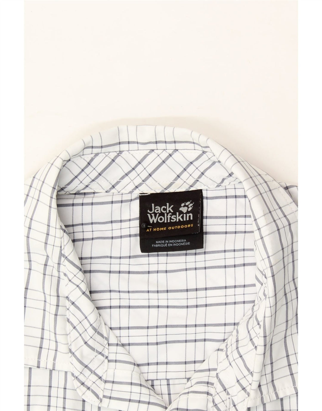JACK WOLFSKIN Mens Short Sleeve Shirt UK 40/42 Large White Check Polyester Vintage Jack Wolfskin and Second-Hand Jack Wolfskin from Messina Hembry 