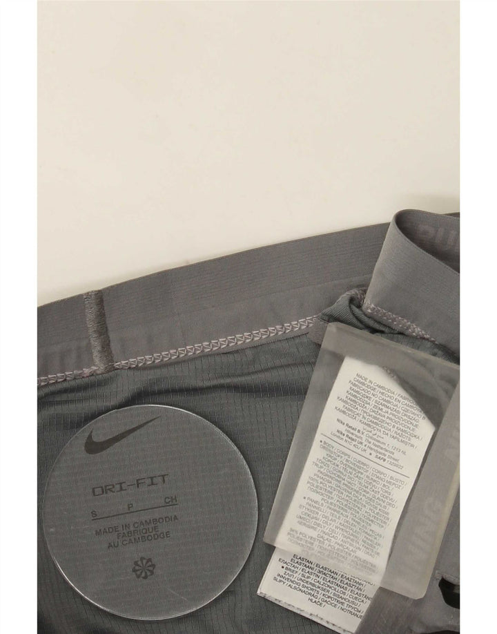 Nike muške Dri Fit sportske kratke hlače male sive boje od poliestera