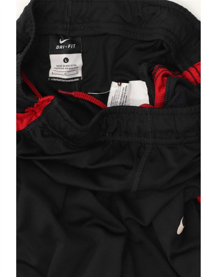 Nike Boys Regular Trenirke Hlače 12-13 godina Large Black Colourblock