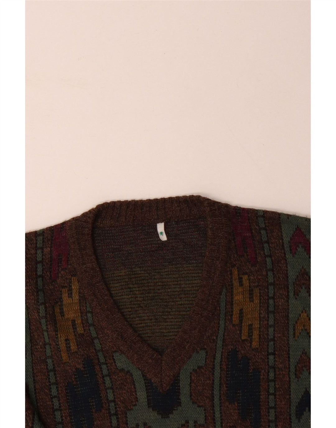 VINTAGE muški džemper s V-izrezom IT 50 srednje smeđe geometrijske boje