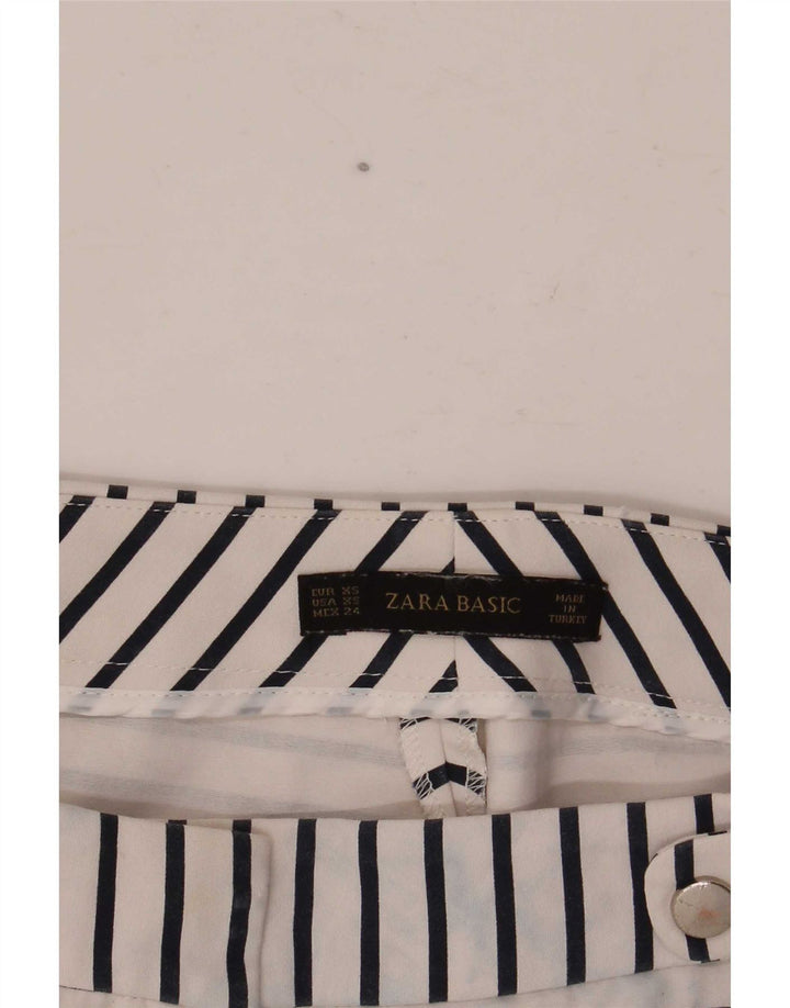 Zara ženske kratke kratke hlače Regular Casual XS W28 bijele pruge