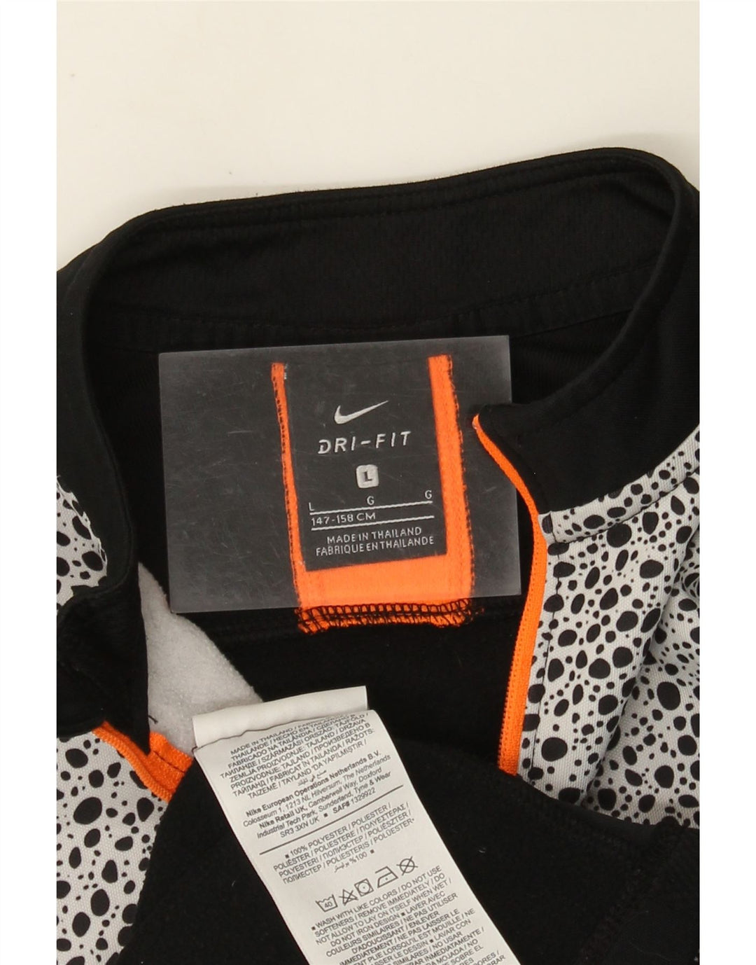 NIKE Boys Graphic Pullover Trenirka Top 12-13 Years Large Black Spotted