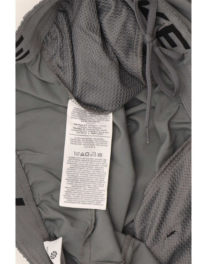 Nike muške Dri Fit sportske kratke hlače velike sive boje od poliestera