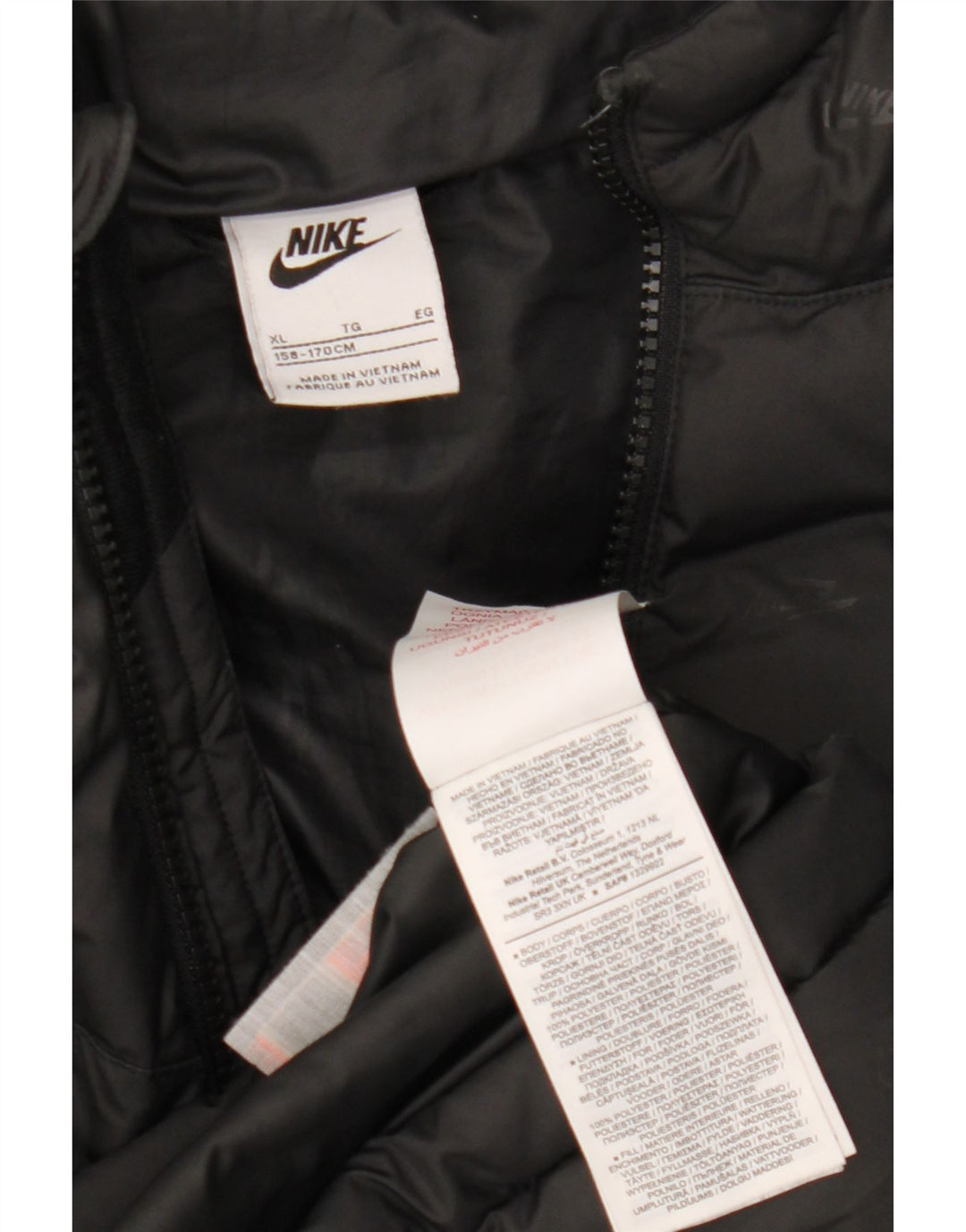 Nike Boys Graphic Hooded Podstavljena jakna 13-14 godina XL crna poliester