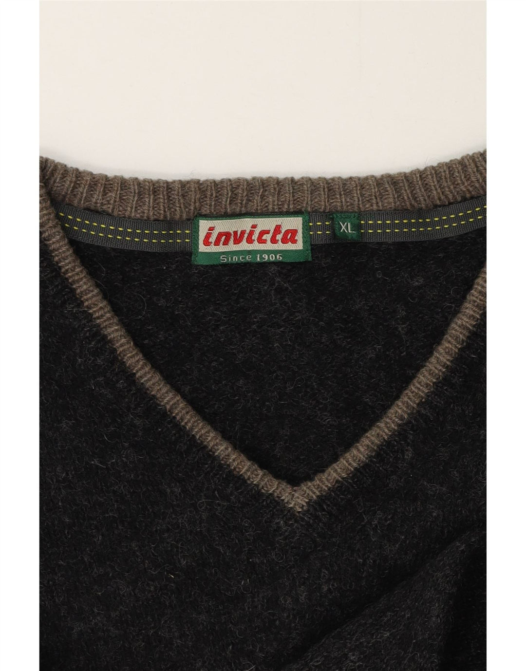 Invicta ženski džemper s V-izrezom UK 18 XL crni