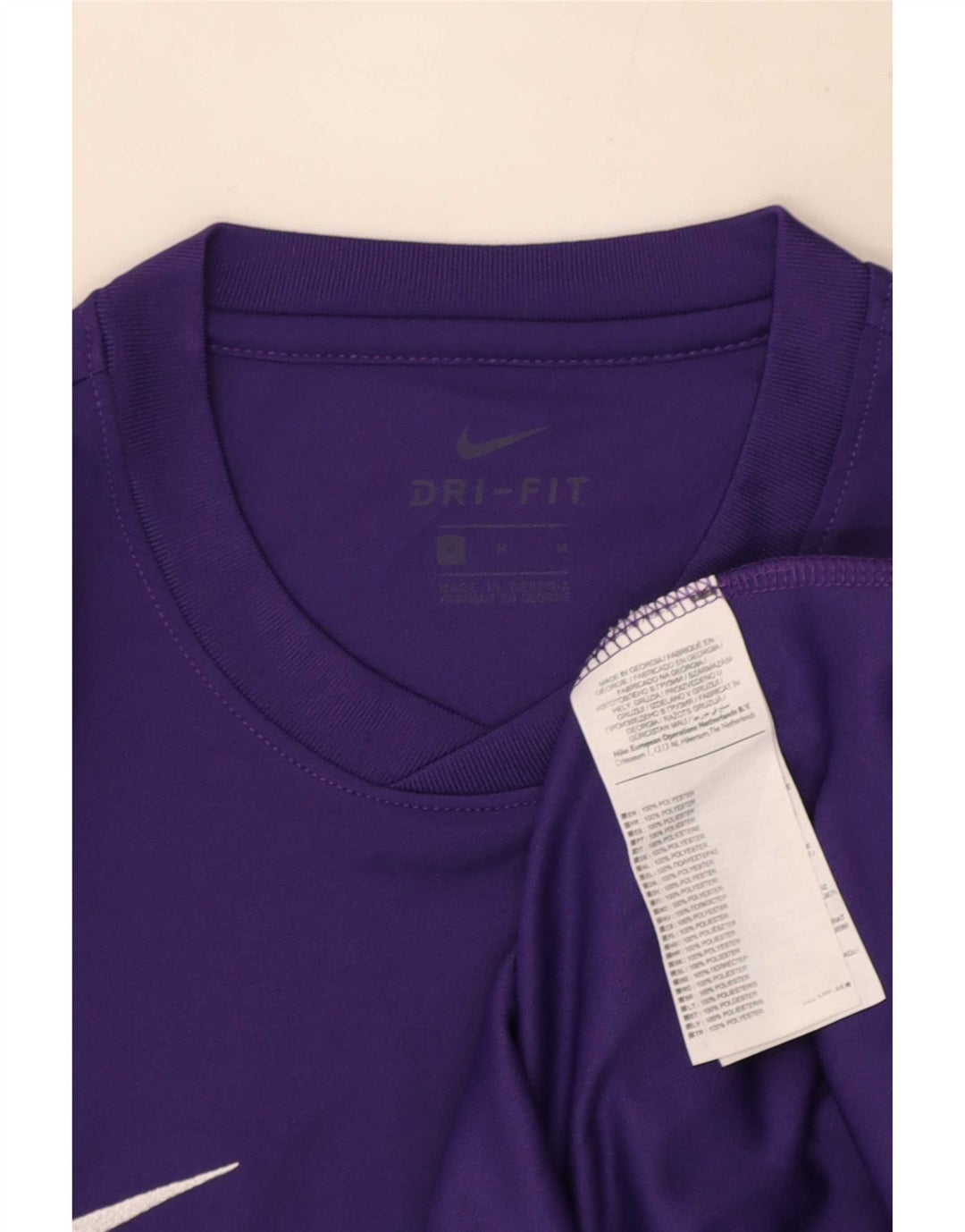 Nike Dri Fit majica kratkih rukava srednje ljubičaste boje od poliestera