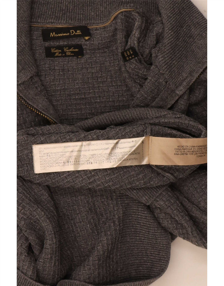 Massimo Dutti muški džemper s izrezom i srednje sivim pamukom