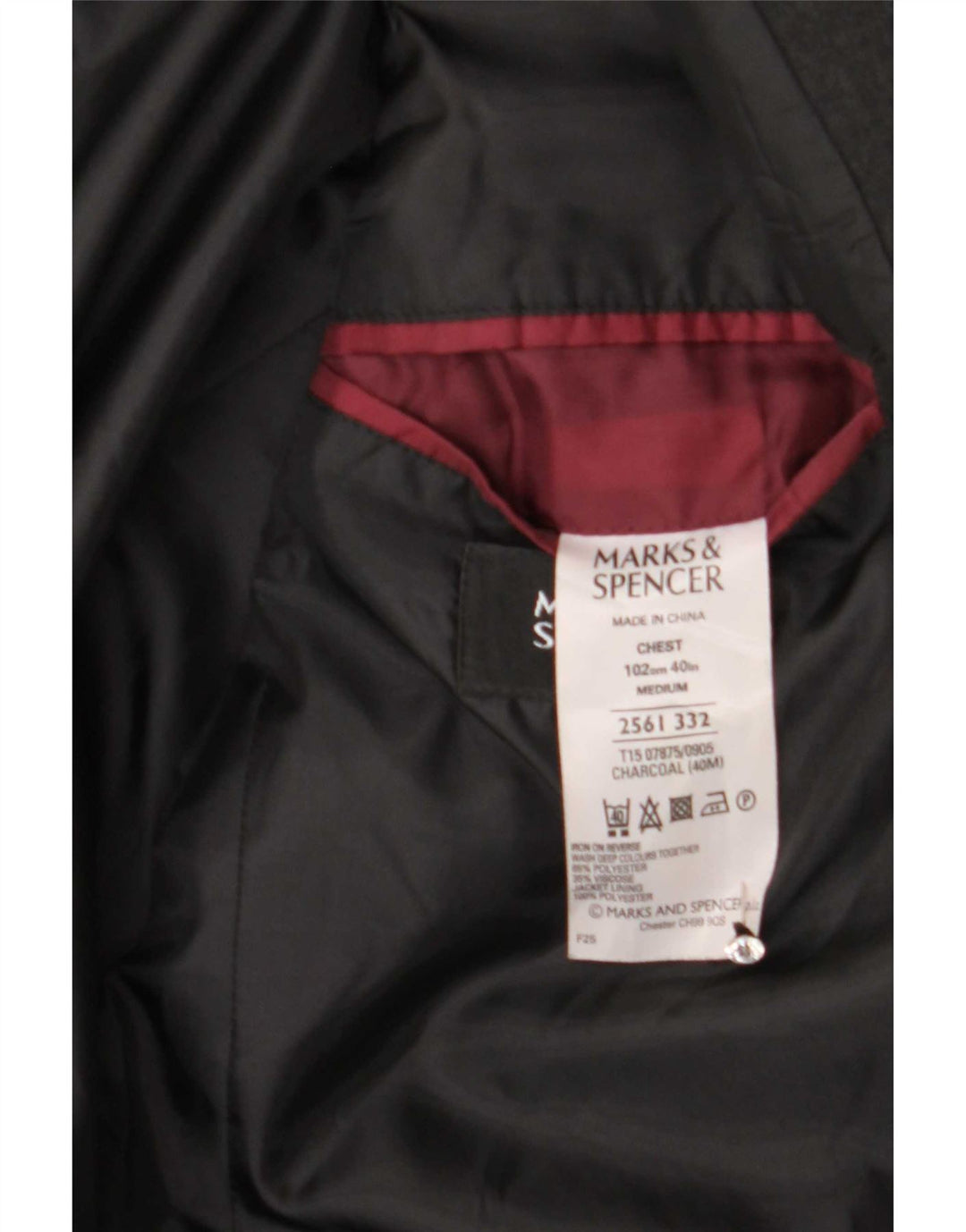 Marks & Spencer muška jakna sa 2 gumba UK 40 srednje crni poliester