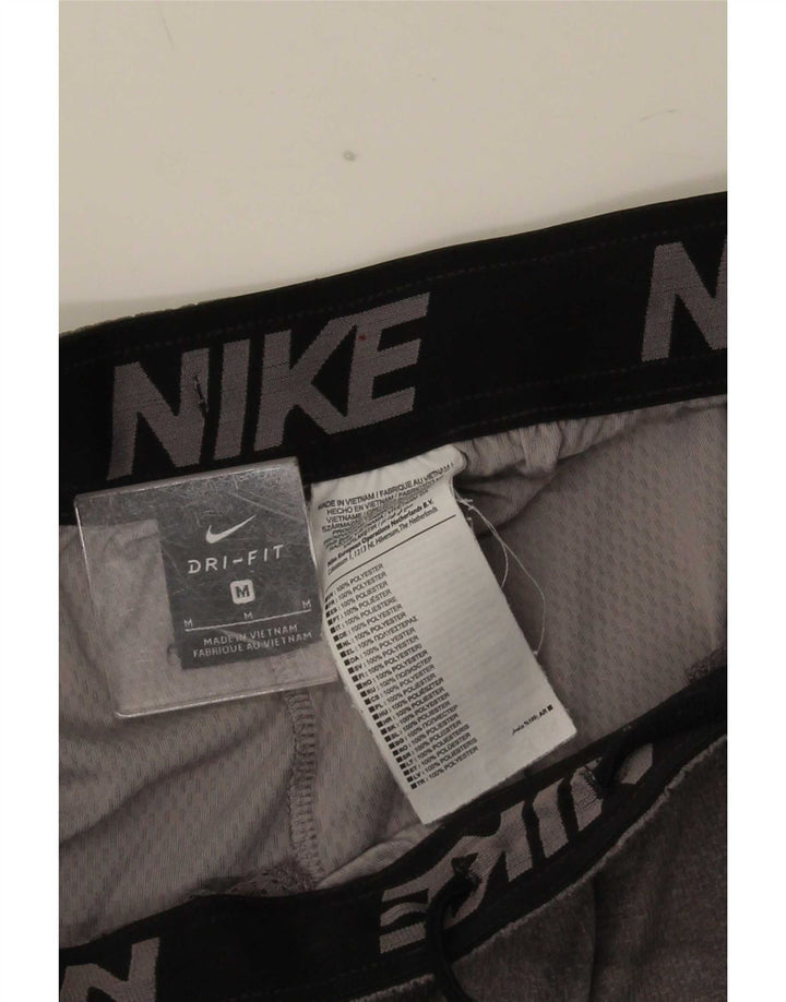 Nike muške Dri Fit sportske kratke hlače srednje sive boje od poliestera