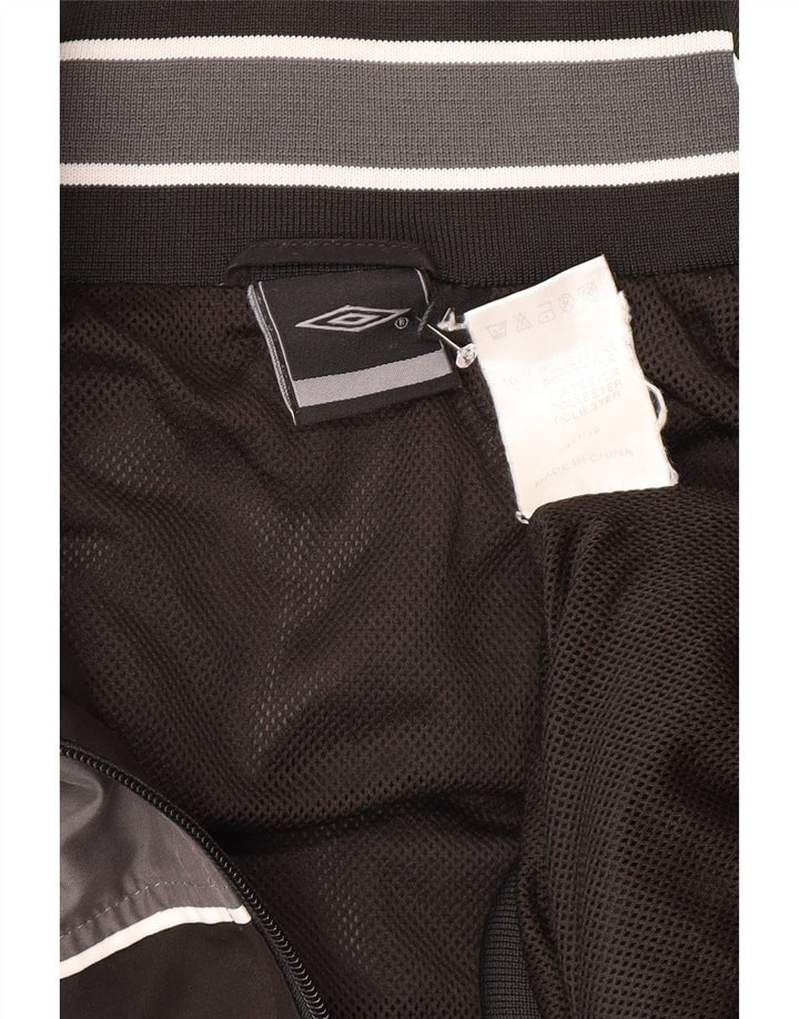 Umbro muška trenirka s grafičkim motivima, velika siva jakna od poliestera