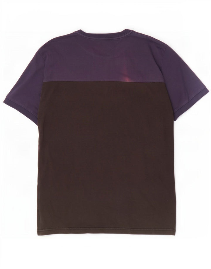 Fred Perry muška majica kratkih rukava s grafičkim motivima srednje crne boje, pamuk
