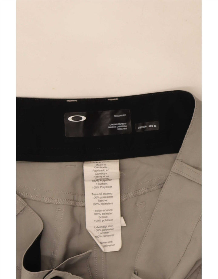 Oakley muške ležerne kratke hlače regularnog kroja W30 srednje sive boje od poliestera