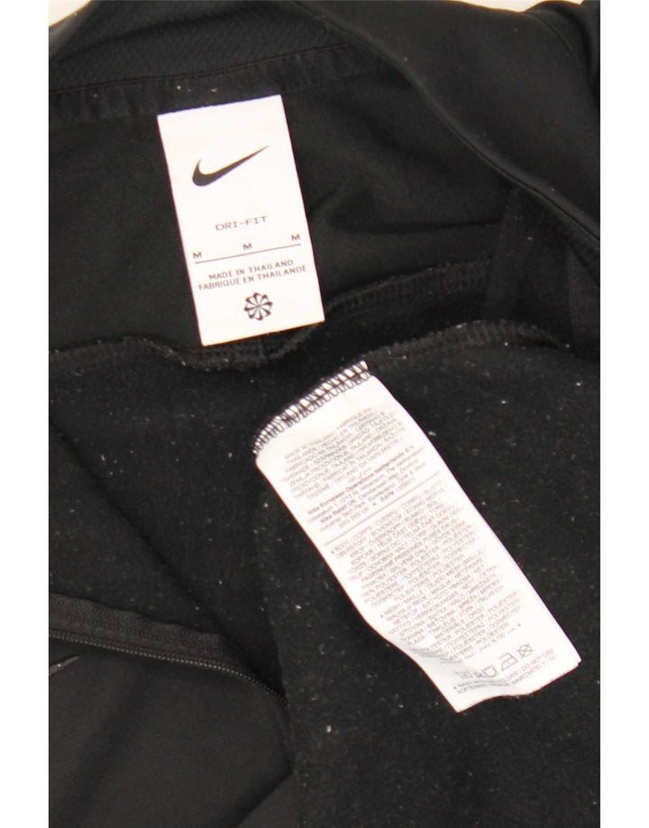 Nike Dri Fit majica s izrezom i srednjim gornjim dijelom trenirke od crnog poliestera