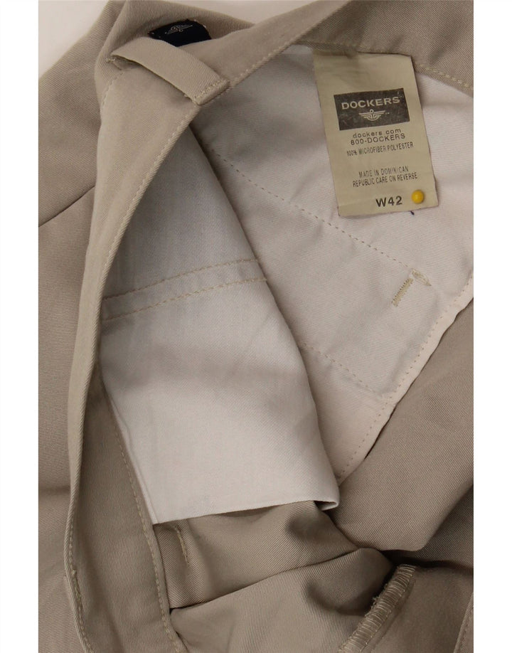 DOCKERS Mens Pegged Chino Shorts W42 2XL Beige Polyester Vintage Dockers and Second-Hand Dockers from Messina Hembry 
