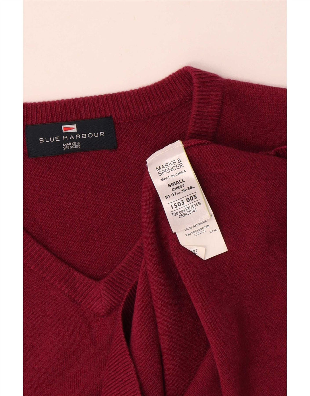 Marks & Spencer muški plavi Harbor džemper s V-izrezom mali crveni akril