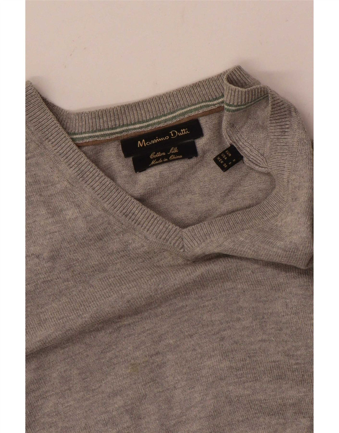 Massimo Dutti muški džemper s V-izrezom mali sivi flekasti pamuk