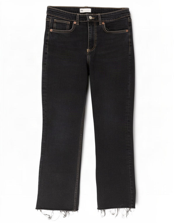 Zara ženske crop bootcut traperice EU 42 Large W32 L26 crne