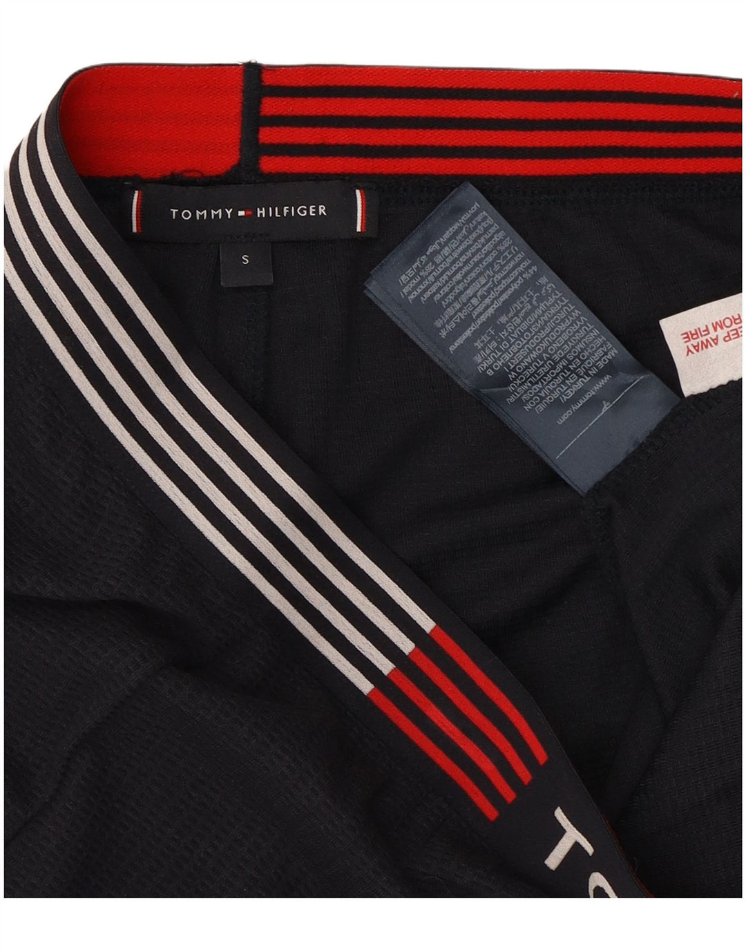 Male sportske kratke hlače Tommy Hilfiger s grafičkim motivima od poliestera
