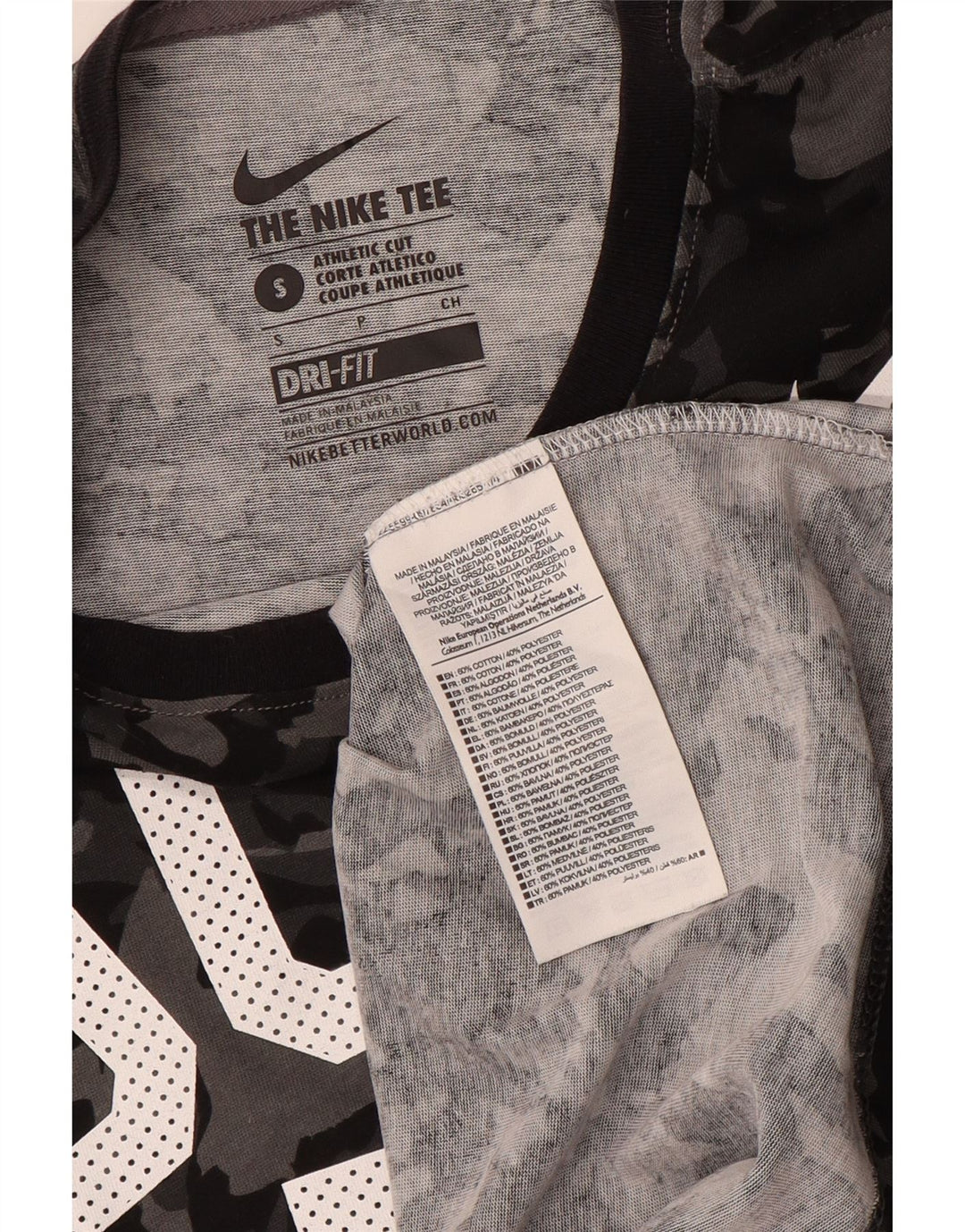 NIKE Muška majica kratkih rukava atletskog kroja, mala crna maskirna pamuk