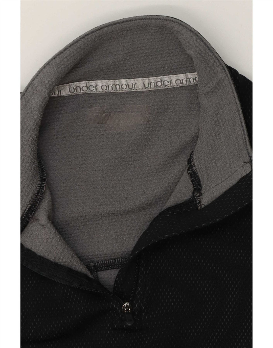 Muška majica s izrezom Under Armour, mala crna majica s izrezom