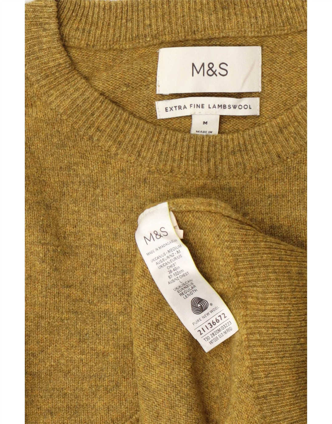 Marks & Spencer muški džemper s okruglim izrezom srednje žute boje s pjegama