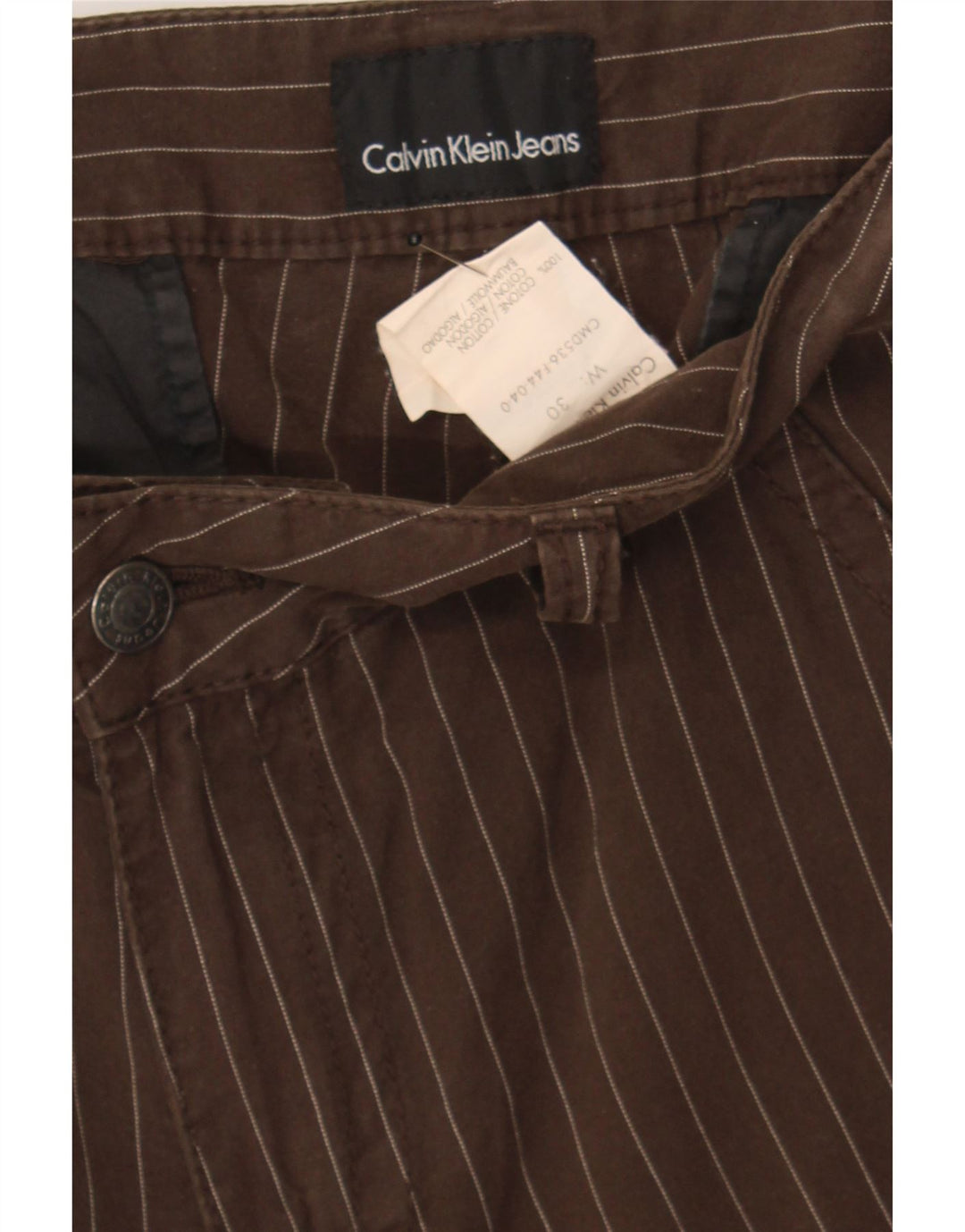 CALVIN KLEIN Womens Chino Shorts W30 Medium Brown Striped Cotton Vintage Calvin Klein and Second-Hand Calvin Klein from Messina Hembry 