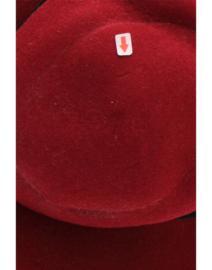 Kangol ženski šešir s malom crvenom vunom