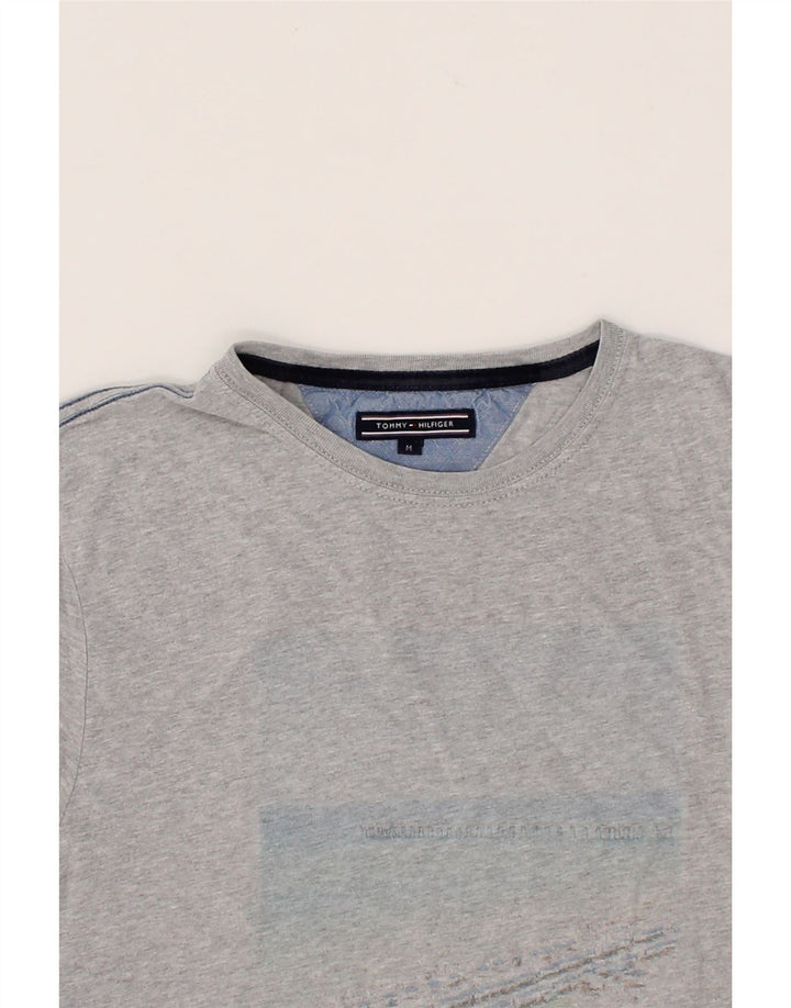 TOMMY HILFIGER Mens Graphic T-Shirt Top Medium Grey Cotton Vintage Tommy Hilfiger and Second-Hand Tommy Hilfiger from Messina Hembry 