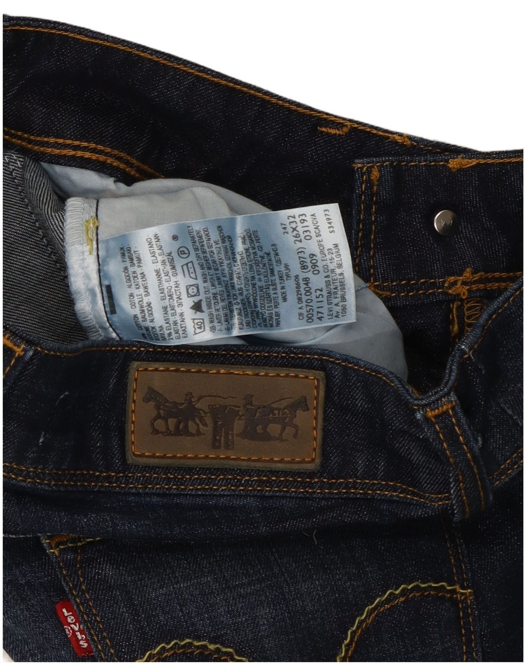 Levi's ženske ravne traperice 570 W26 L32 tamnoplavi pamuk