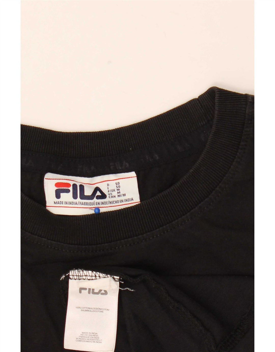Fila muška majica kratkih rukava srednje veličine, crni pamuk